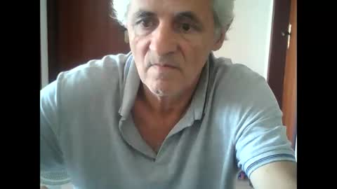 Snapshot of tuamigo8a chatting on 02-16-25, 04:10 Siveomeves online show from 02-16-25, 04:10