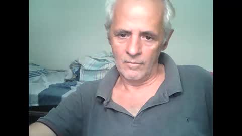 Snapshot of tuamigo8a chatting on 10-04-25, 05:33 Siveomeves online show from 10-04-25, 05:33