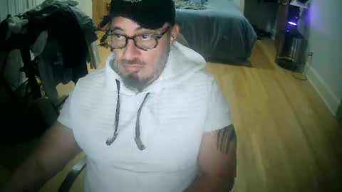 Snapshot of tuscan_taurus chatting on 11-03-25, 10:21 tuscan_taurus online show from 11-03-25, 10:21