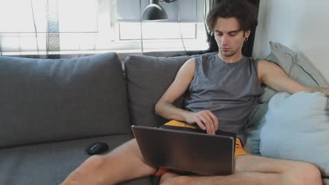 Tony Tusugo online show from 06-09-26, 11:00