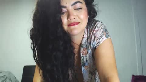 tuti online show from 10-31-25, 02:56