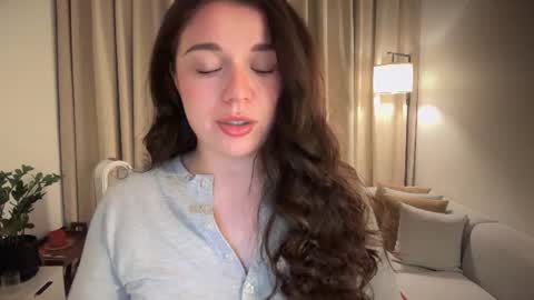 Snapshot of tutti_frutti_ chatting on 07-06-26, 08:11 Ariana online show from 07-06-26, 08:11