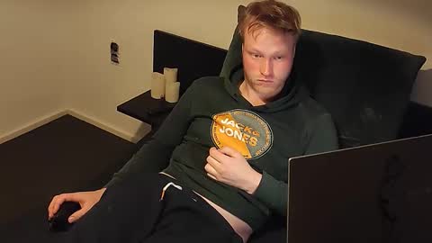 Snapshot of tvb199 chatting on 01-07-26, 06:54 tvb199 online show from 01-07-26, 06:54