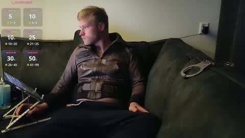 Snapshot of tvb199 chatting on 03-15-26, 07:20 tvb199 online show from 03-15-26, 07:20