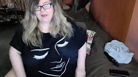 Lana online show from 02-20-25, 01:25