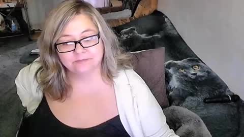 Lana online show from 09-15-25, 10:04