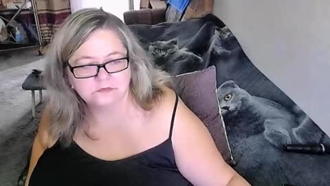 Lana online show from 10-04-25, 02:42