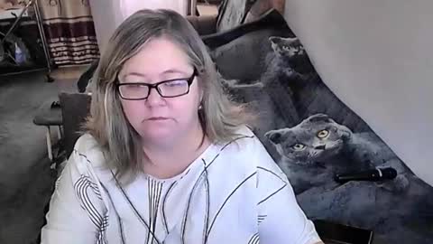 Lana online show from 10-20-25, 12:55