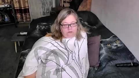 Lana online show from 10-22-25, 11:04