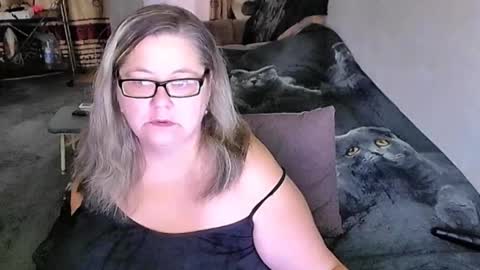 Lana online show from 01-13-26, 02:17