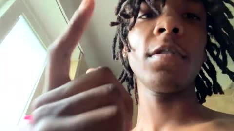 twan810 online show from 04-29-26, 01:37