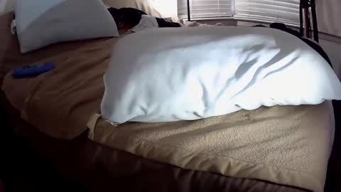 Snapshot of tweeter74 chatting on 01-26-25, 05:13 Tweeter74 online show from 01-26-25, 05:13