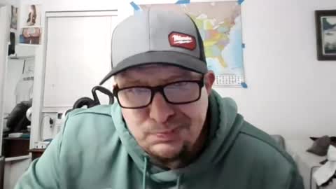 Snapshot of tweeter74 chatting on 02-28-25, 08:09 Tweeter74 online show from 02-28-25, 08:09