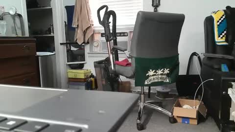 Snapshot of tweeter74 chatting on 10-03-25, 04:37 Tweeter74 online show from 10-03-25, 04:37