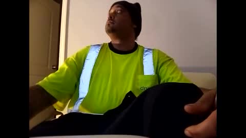 Snapshot of twest84 chatting on 12-22-25, 12:13 twest84 online show from 12-22-25, 12:13