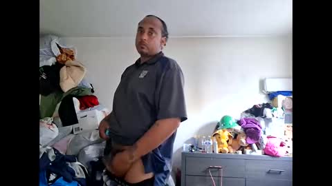 Snapshot of twest84 chatting on 03-20-26, 01:32 twest84 online show from 03-20-26, 01:32