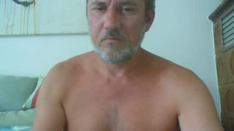 twiga72 online show from 06-12-26, 02:38