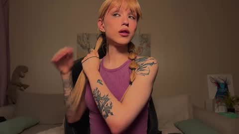 Maria 3 online show from 10-22-25, 05:52