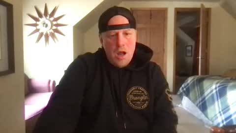 Snapshot of twiinsoul chatting on 01-11-25, 04:57 twiinsoul online show from 01-11-25, 04:57