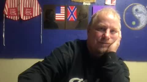 Snapshot of twiinsoul chatting on 11-01-25, 05:37 twiinsoul online show from 11-01-25, 05:37