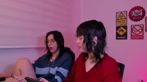 Snapshot of twilightmuses chatting on 02-09-26, 09:52 Eve Lili online show from 02-09-26, 09:52