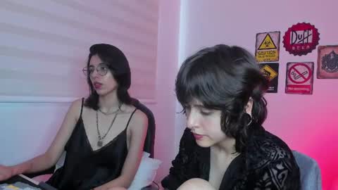 Eve  Lili online show from 06-14-26, 04:31