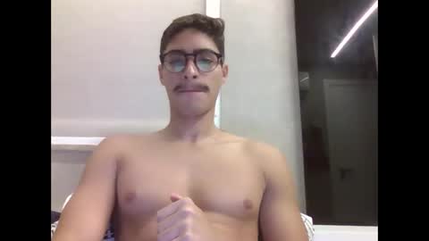 twink_bra online show from 03-09-26, 11:31