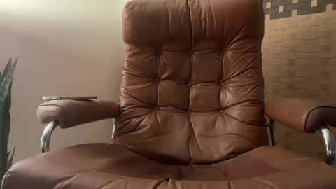 Snapshot of twinkie_lad117 chatting on 10-13-25, 09:09 twinkie_lad117 online show from 10-13-25, 09:09