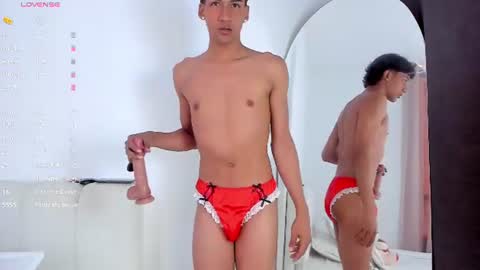 twinksboys_23 online show from 06-18-26, 01:48