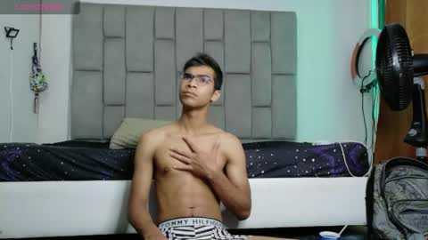 twinksecrets_ online show from 04-14-26, 11:27