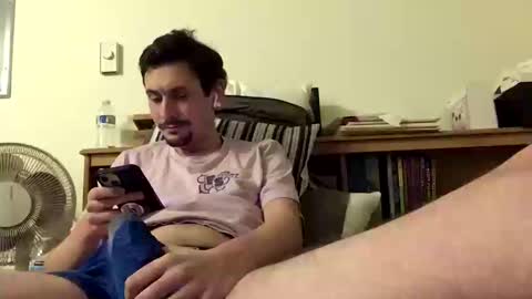 TwinkyMcgee online show from 10-14-25, 06:03