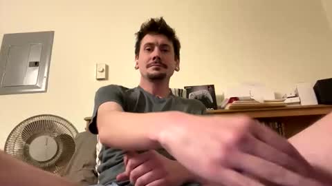 Snapshot of twinkymcgee1234 chatting on 12-15-25, 08:07 TwinkyMcgee online show from 12-15-25, 08:07