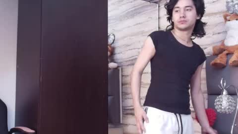 Snapshot of twinslovers_ chatting on 06-02-26, 03:52 twinslovers_ online show from 06-02-26, 03:52