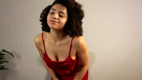 Snapshot of twistlatte chatting on 03-05-26, 04:52 Marry online show from 03-05-26, 04:52