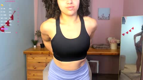 Snapshot of twistlatte chatting on 03-17-26, 05:00 Marry online show from 03-17-26, 05:00