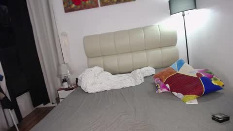 REIGNEASIA online show from 12-24-24, 09:39