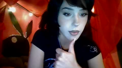 twizzytoxic22 online show from 06-22-26, 04:31