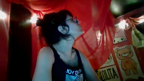 twizzytoxic22 online show from 06-24-26, 12:53