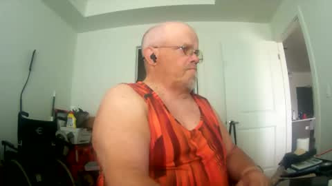 two_wheels_two_balls online show from 05-29-26, 06:28