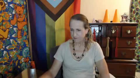 Snapshot of twocumkerry chatting on 10-18-25, 07:09 twocumkerry online show from 10-18-25, 07:09