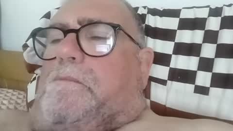 twohats2810 online show from 06-17-26, 05:03