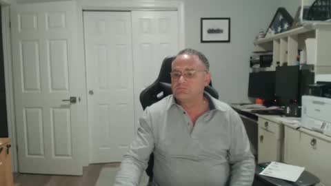 Twopeopleinlove online show from 11-12-25, 11:10