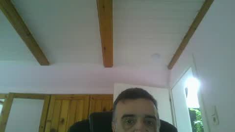 twoperes online show from 05-17-26, 01:18