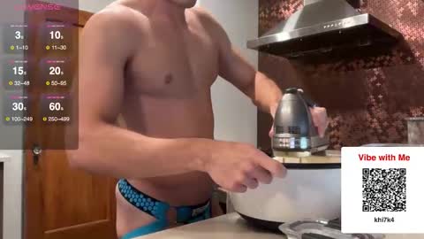 Snapshot of twunk94 chatting on 11-30-25, 04:22 twunk94 online show from 11-30-25, 04:22