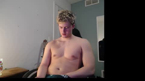 Snapshot of twunkaton chatting on 02-25-26, 05:55 twunkaton online show from 02-25-26, 05:55