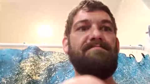 Snapshot of txnick94 chatting on 12-22-25, 12:18 YourDirtyman online show from 12-22-25, 12:18