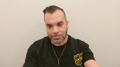 Snapshot of ty_lerdavid chatting on 11-06-25, 11:15 TylerDavid online show from 11-06-25, 11:15