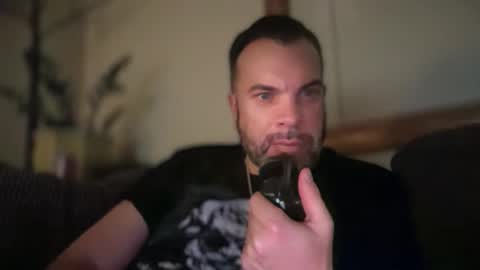 Snapshot of ty_lerdavid chatting on 02-26-26, 06:45 TylerDavid online show from 02-26-26, 06:45