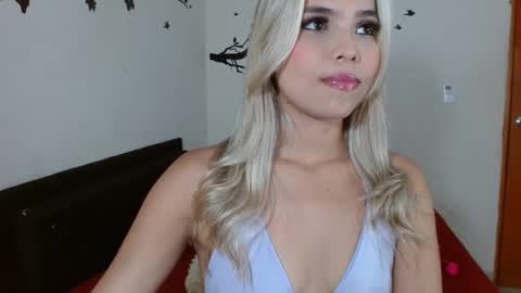 tyfanny19 online show from 12-13-24, 06:38