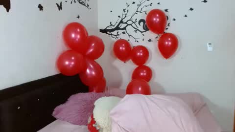 tyfanny19 online show from 02-14-25, 07:33